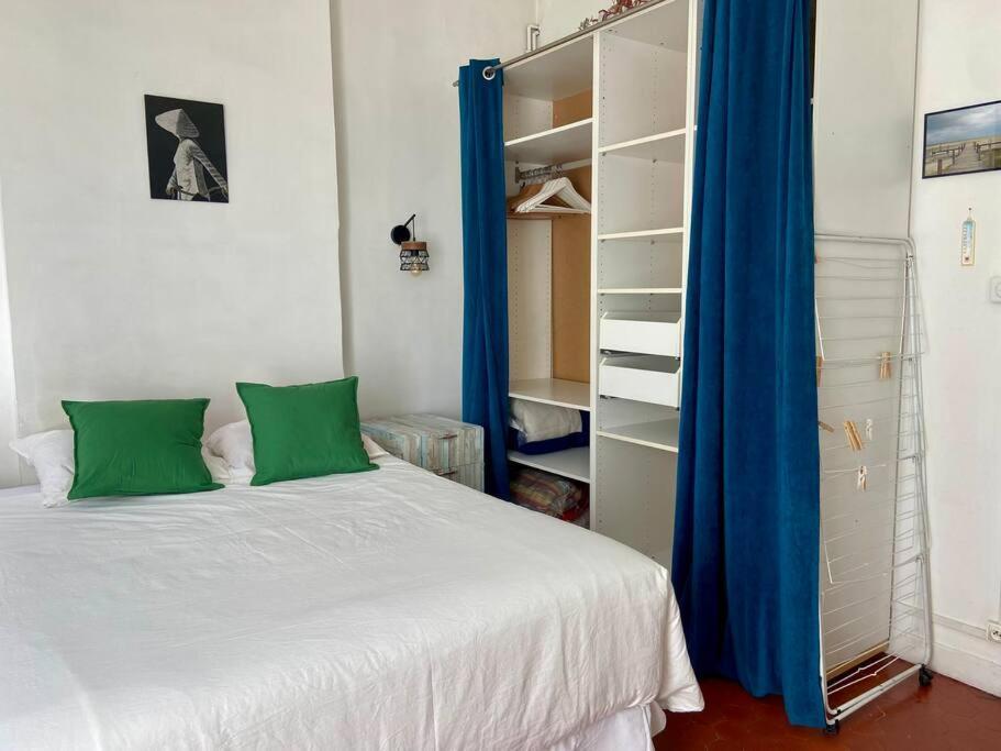 Logis Confortable - Accueillant Marseilles Buitenkant foto